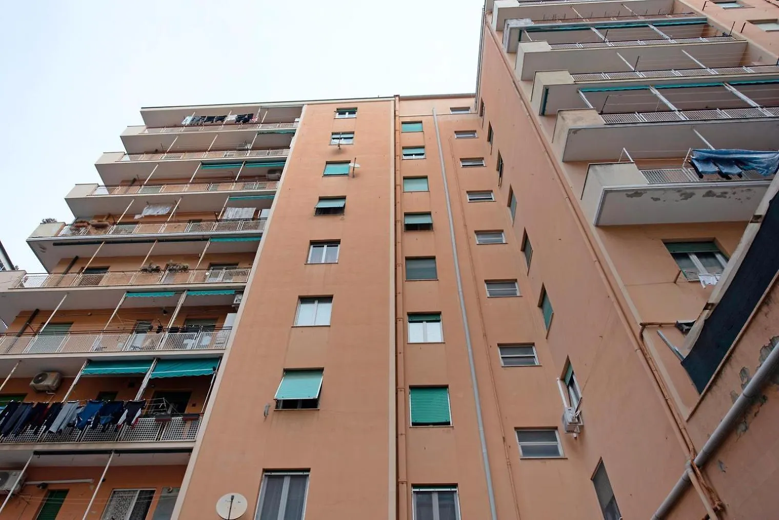 Leo! Intero appartamento ad uso ESCLUSIVO! Genova